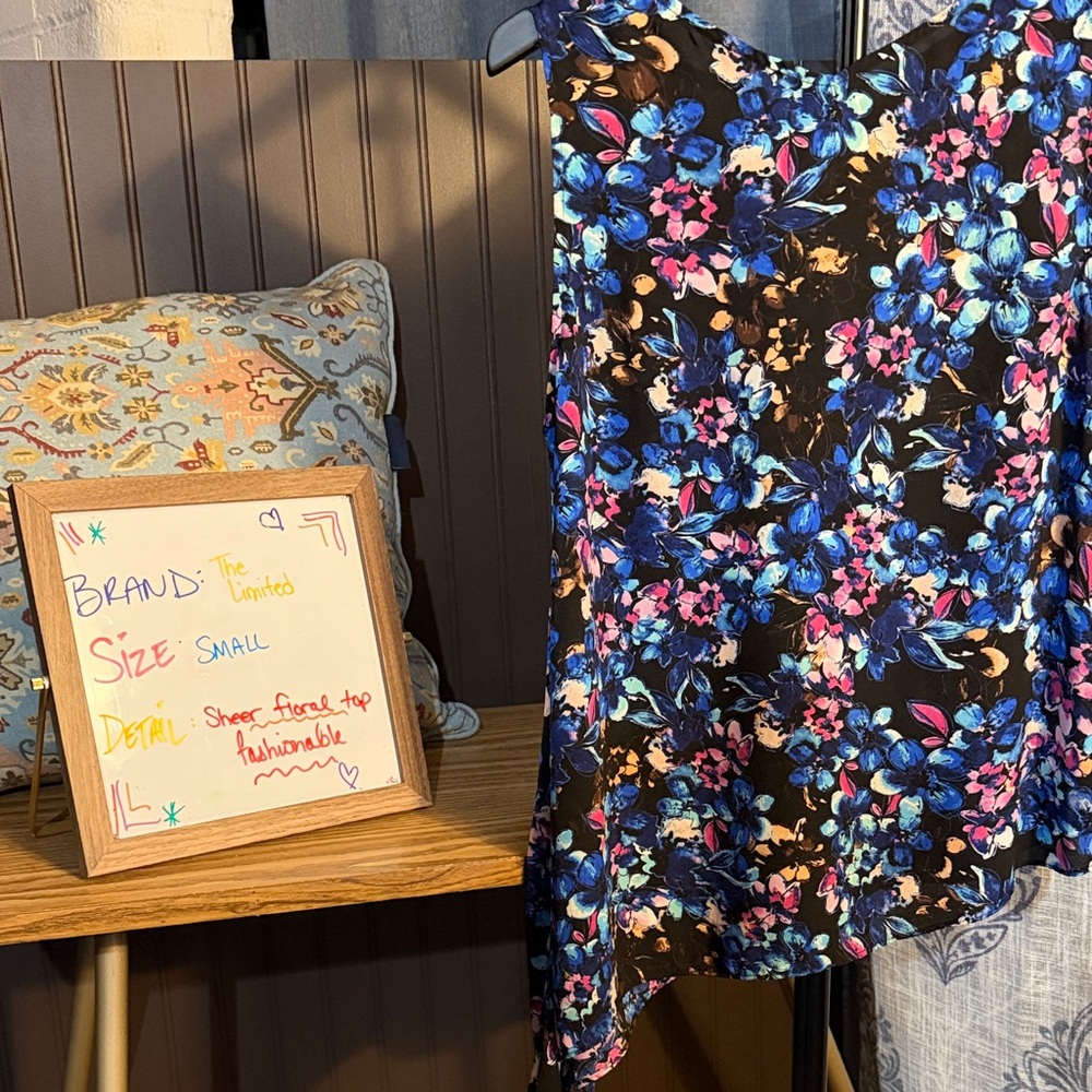 Limited Floral Sheer Top | Size S